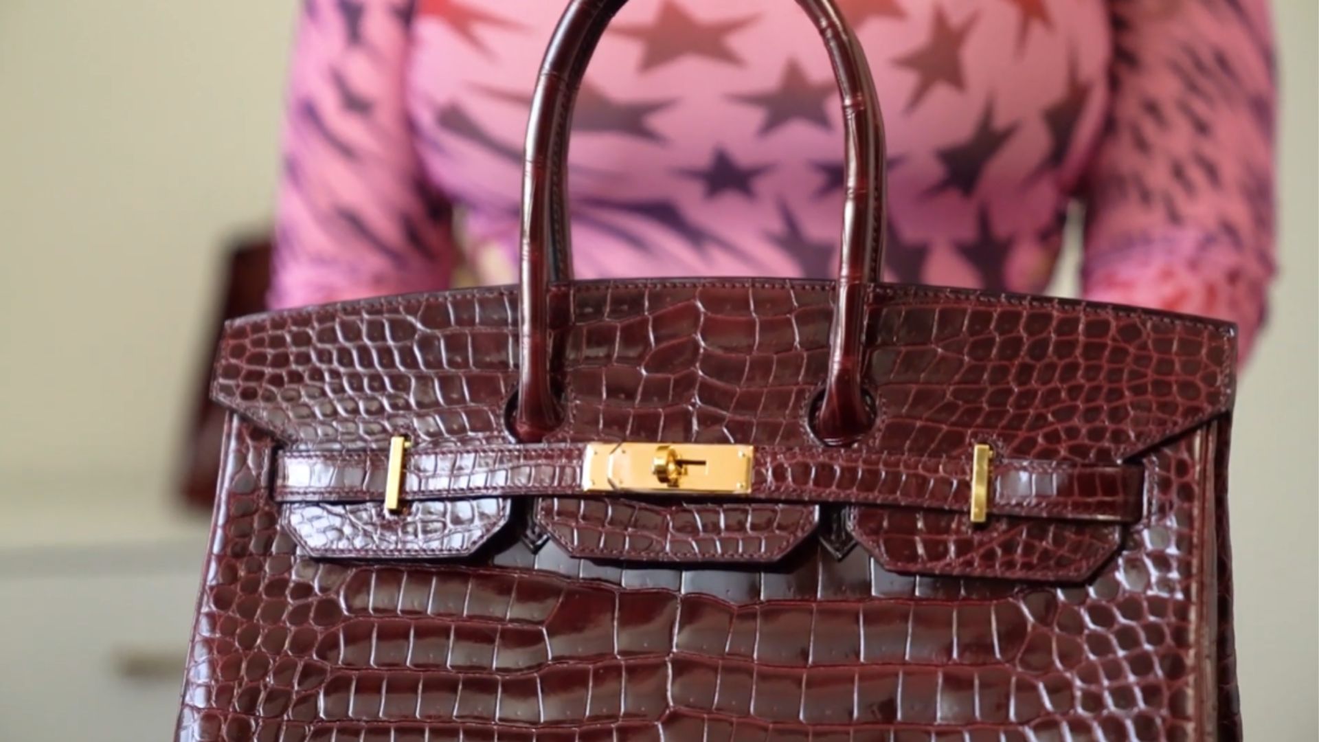 hermes-exceptional-collection-shiny-rouge-h-crocodile-birkin-30-203150.jpg